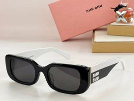 Picture of MiuMiu Sunglasses _SKUfw51900184fw